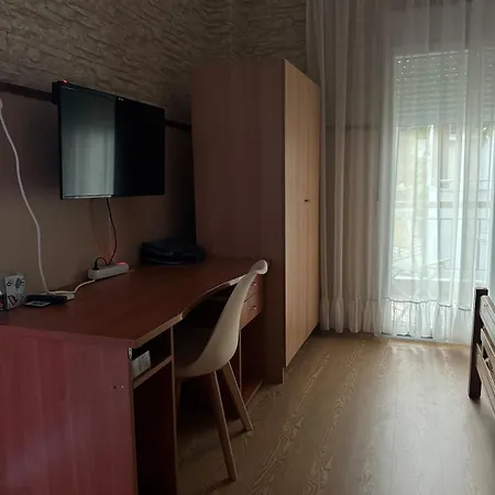 Apartment Garden House - *